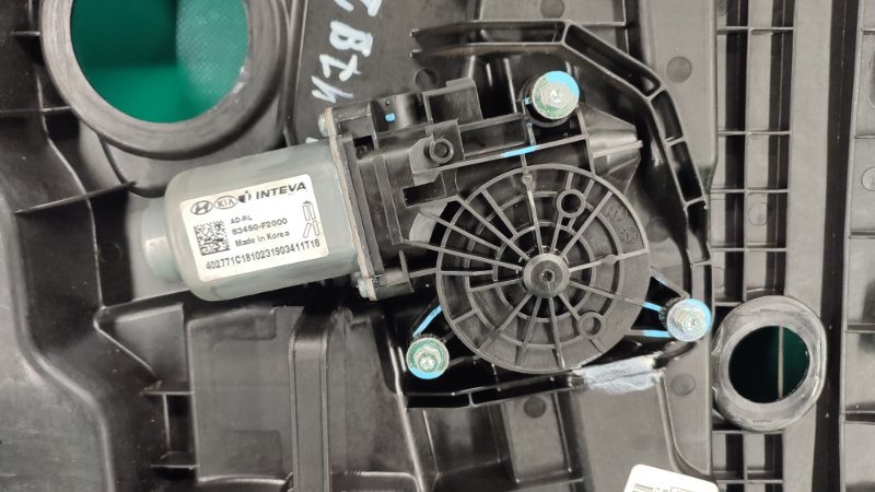 Стеклоподъемник задний левый ELANTRA AD 16- 2019 2.0 G4NH