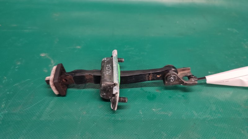 Ограничитель двери передний правый HYUNDAI ELANTRA AD 16- 2.0 G4NH Ограничитель двери передний правый HYUNDAI ELANTRA AD 16- 2.0 G4NH