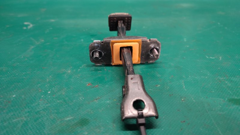 Ограничитель двери задний левый ELANTRA AD 16- 2019 2.0 G4NH