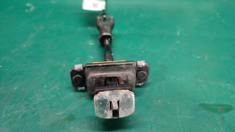 Ограничитель двери задний правый ELANTRA AD 16- 2019 2.0 G4NH Ограничитель двери задний правый ELANTRA AD 16- 2019 2.0 G4NH