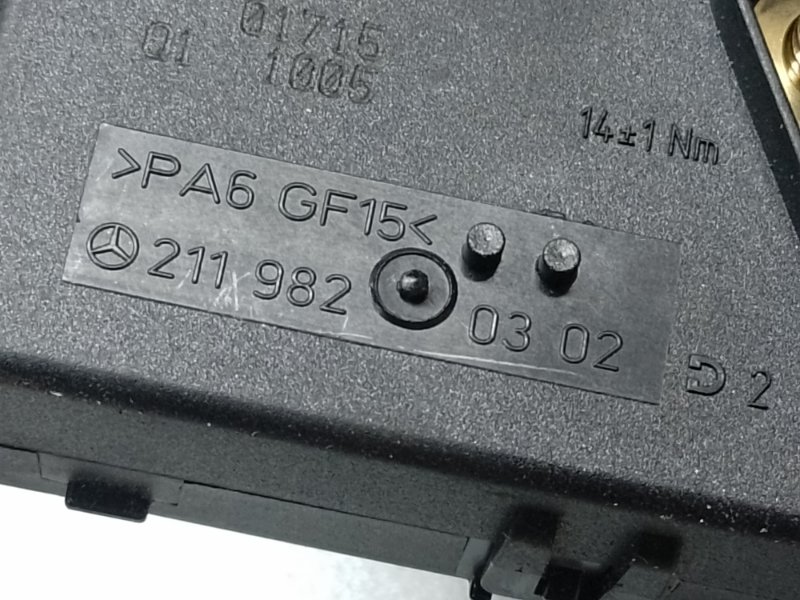 Блок предохранителей салон E-CLASS W211 02-09 2007 W211 M272964 3.5 Блок предохранителей салон E-CLASS W211 02-09 2007 W211 M272964 3.5