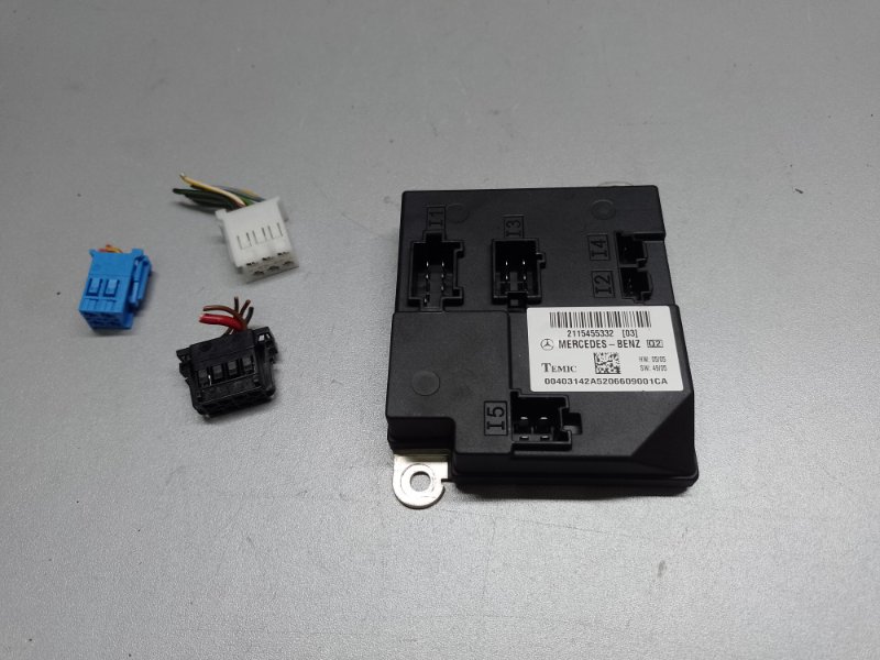 Запчасть блок комфорта MERCEDES E-CLASS W211 02-09 2007 W211 M272964 3.5 A 211 545 53 32 Б/У Блок комфорта MERCEDES E-CLASS W211 02-09 2007 W211 M272964 3.5 A 211 545 53 32 Б/У