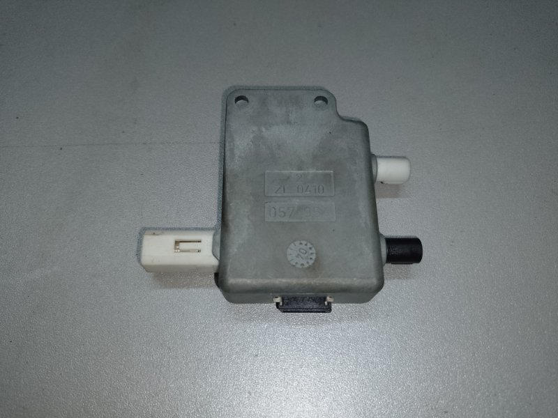 Усилитель антенны E-CLASS W211 02-09 2007 W211 M272964 3.5