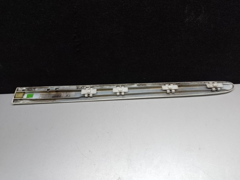 Молдинг двери задний правый E-CLASS W211 02-09 2007 W211 M272964 3.5 Молдинг двери задний правый E-CLASS W211 02-09 2007 W211 M272964 3.5