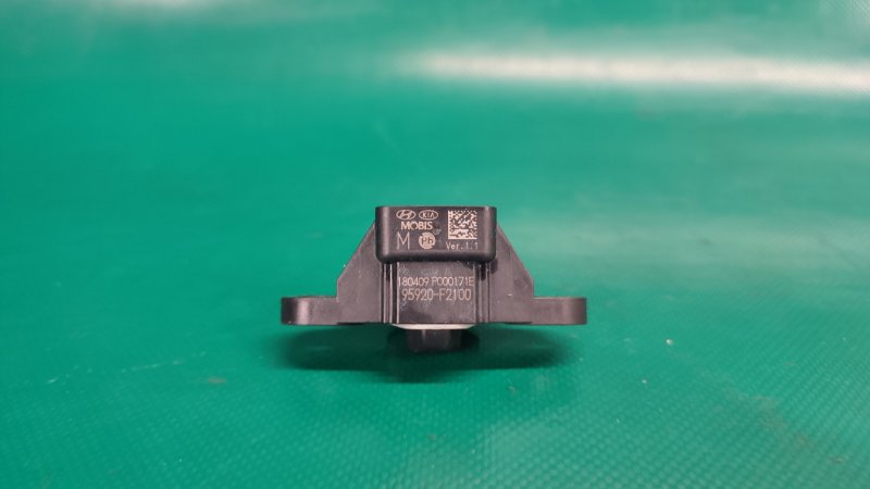 Датчик удара передний правый ELANTRA AD 16- 2018 2.0 G4NH