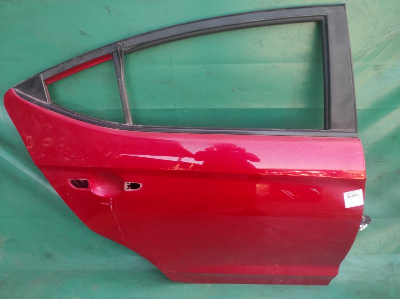 Запчасть дверь задняя правая HYUNDAI ELANTRA AD 16- 2018 2.0 G4NH 77004-F3000 Б/У Дверь задняя правая HYUNDAI ELANTRA AD 16- 2018 2.0 G4NH 77004-F3000 Б/У
