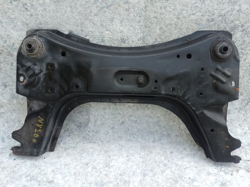 Балка передней подвески NISSAN NV200 USA 13- 54400-3LM0A Б/У