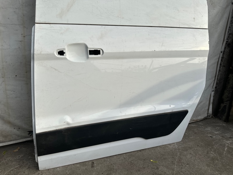 Дверь боковая сдвижная левая FORD TRANSIT CONNECT 13-24 2.0 C20HDEX