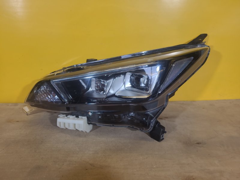 Фара левая NISSAN LEAF 18- 260605SH5A Б/У