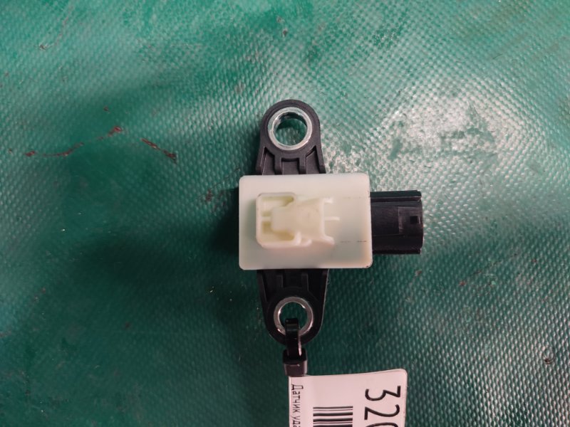 Датчик удара передний правый NISSAN X-TRAIL/ROGUE T32 13-20 2.5 QR25DE Датчик удара передний правый NISSAN X-TRAIL/ROGUE T32 13-20 2.5 QR25DE