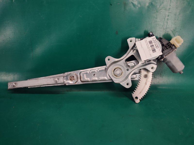 Стеклоподъемник задний правый NISSAN X-TRAIL/ROGUE T32 13-20 2017 2.5 QR25DE 82720-4BA2A Б/У