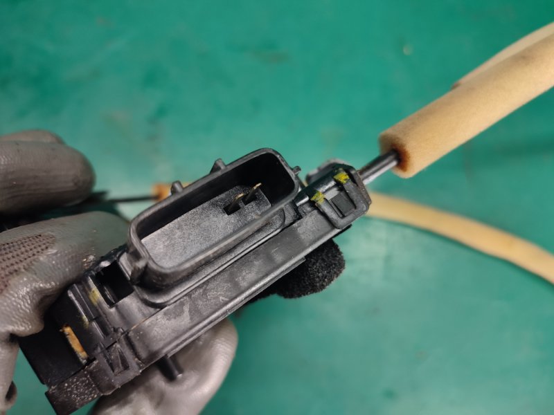 Замок двери задний правый X-TRAIL/ROGUE T32 13-20 2017 2.5 QR25DE