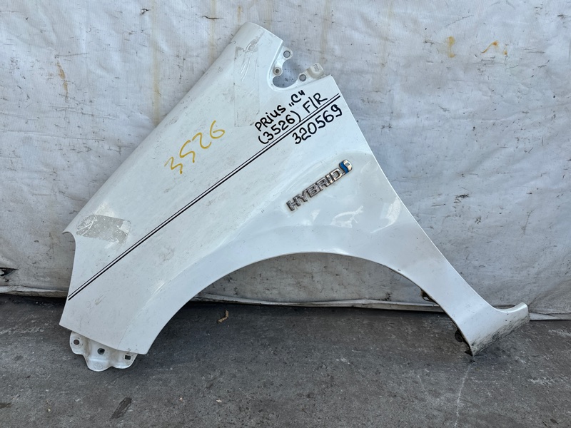 Крыло переднее левое TOYOTA PRIUS C/AQUA 11-14 2013 NHP10L 1NZ-FXE 1.5L 53802-52130 Б/У