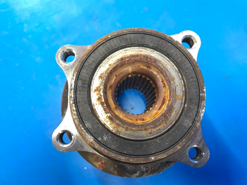 Ступица передняя левая TOYOTA PRIUS - 30 09-17 ZVW30 1.8 2ZRFXE Ступица передняя левая TOYOTA PRIUS - 30 09-17 ZVW30 1.8 2ZRFXE