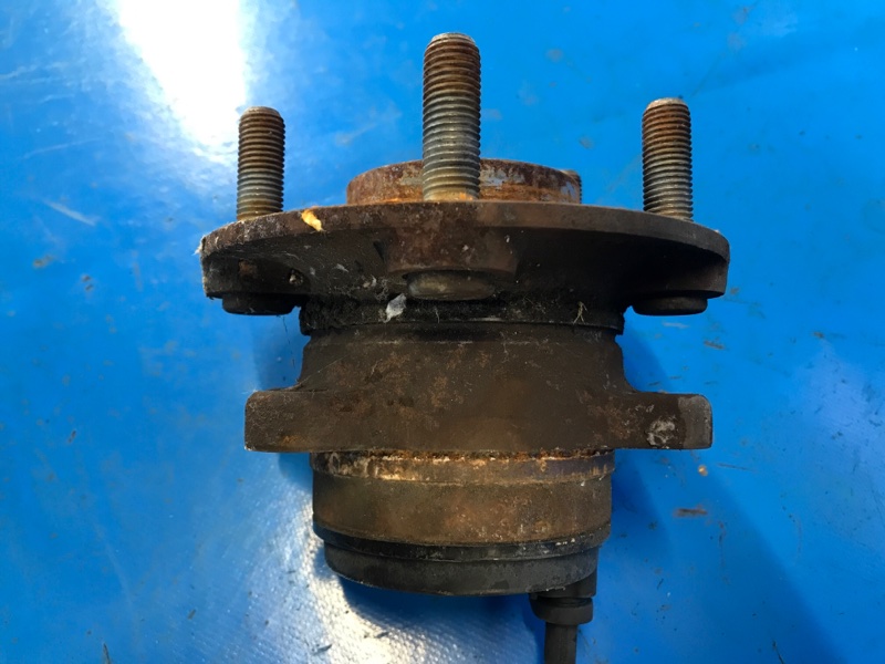 Ступица задняя левая FUSION 14- 2014 C25HDEX