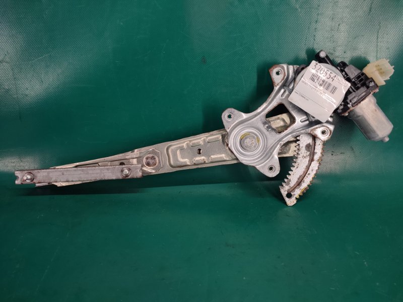 Стеклоподъемник задний правый INFINITI FX/QX70 S51 08-17 2008 5.0 VK50VE 82720-EG000 Б/У