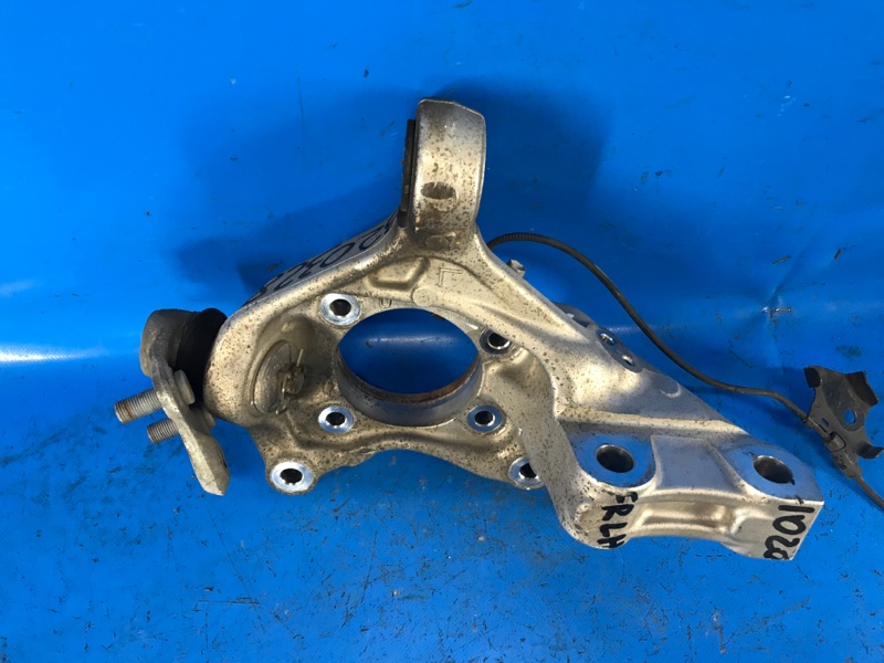 Кулак поворотный левый PRIUS - 30 09-17 2012 ZVW30 1.8 2ZRFXE