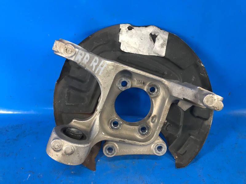 Цапфа правая FORD FUSION 14- 2014 C25HDEX DG9Z-5B758-A Б/У