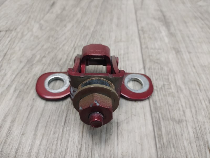 Петля крышки багажника задняя правая ESCAPE 12-19