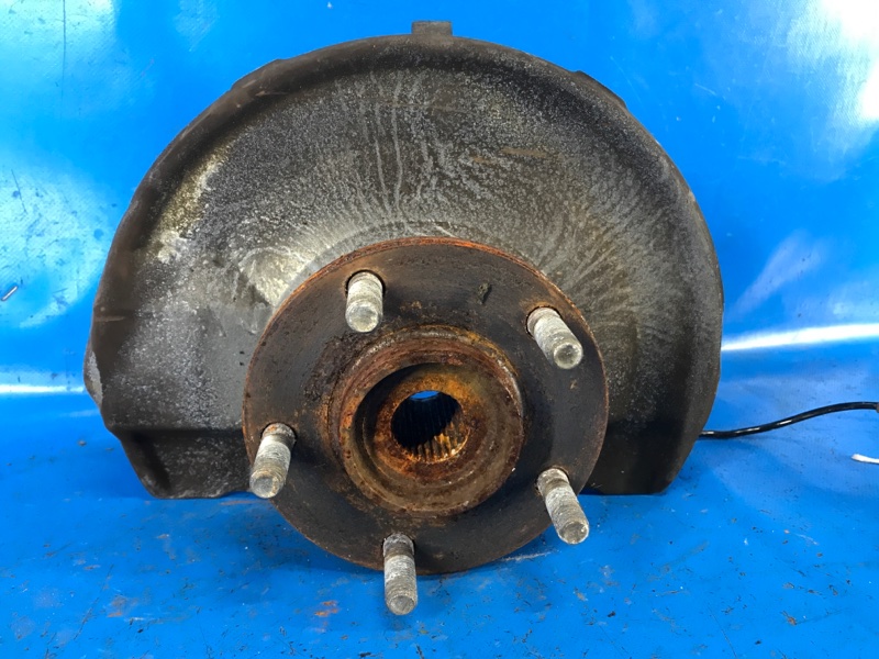 Кулак поворотный правый MITSUBISHI OUTLANDER GF 12- 2.4