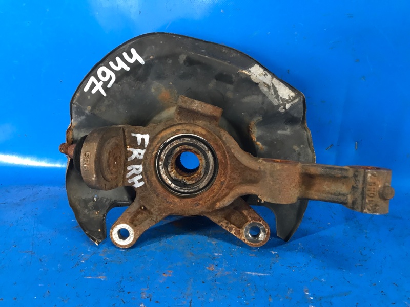 Кулак поворотный правый HONDA CIVIC ES 00-05 2005 1.7 L D17A 51210-S5A-J30 Б/У