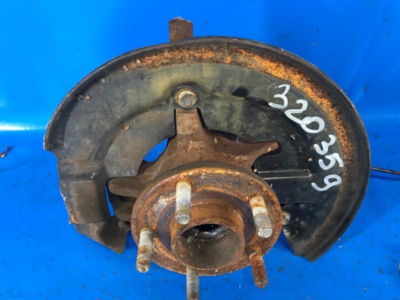 Кулак поворотный правый FOCUS 10-18 2017 2.0