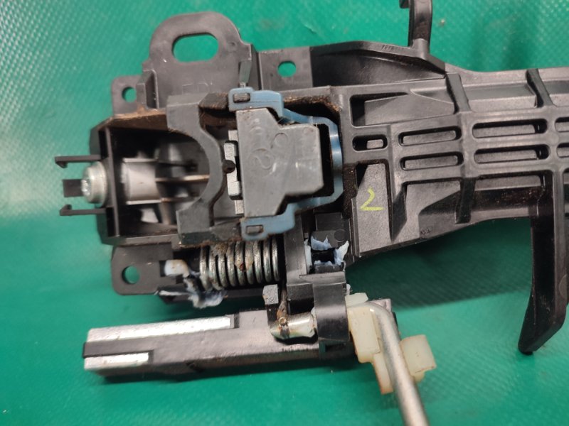 Ручка двери наружная передняя правая VENZA 09-16