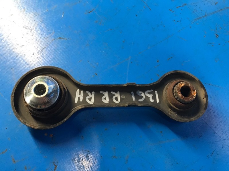 Рычаг задней подвески поперечный верхний правый MUSTANG 15- 2017 3.7 C37PDED