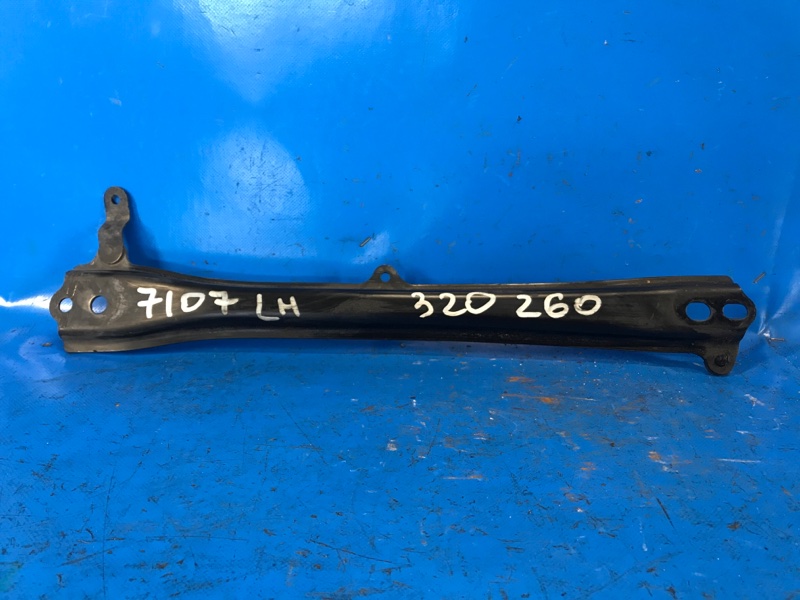 Кронштейн крепления передней панели левый TOYOTA PRIUS 16- 2016 1.8 2ZRFXE 5110847020 Б/У