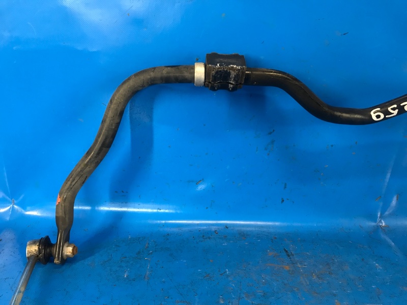 Стабилизатор передний PRIUS 16- 2016 1.8 2ZRFXE