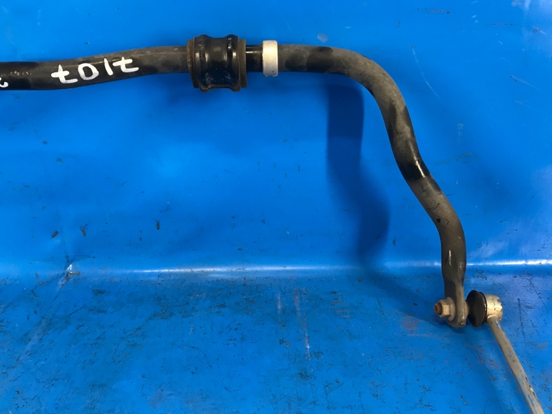 Стабилизатор передний PRIUS 16- 2016 1.8 2ZRFXE