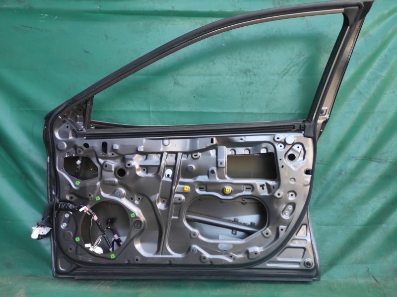Дверь передняя правая CAMRY 70 17- Дверь передняя правая CAMRY 70 17-