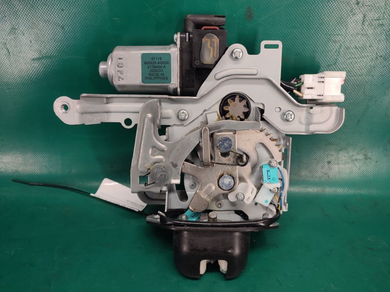 Замок крышки багажника X-TRAIL/ROGUE T32 13-20 2017 2.5 QR25DE