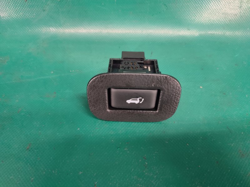 Кнопка закрывания крышки багажника NISSAN X-TRAIL/ROGUE T32 13-20 2017 2.5 QR25DE 25140-4BA0B Б/У