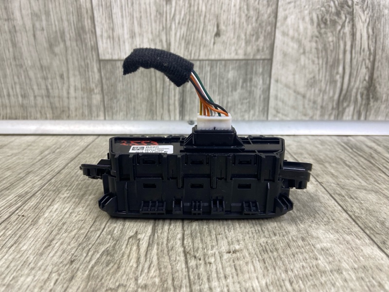 Блок кнопок торпедо KIA FORTE BD 18-21 2.0 Блок кнопок торпедо KIA FORTE BD 18-21 2.0