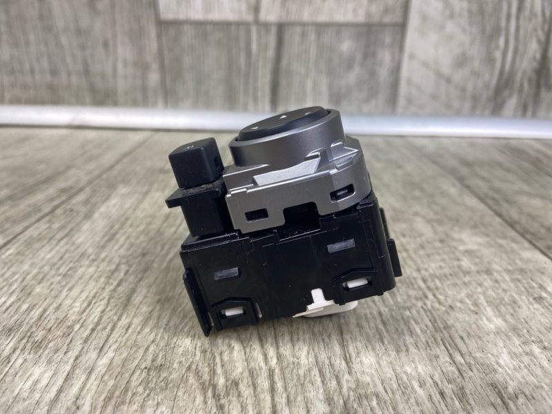 Блок управления зеркалами KIA FORTE BD 18-21 2.0 Блок управления зеркалами KIA FORTE BD 18-21 2.0