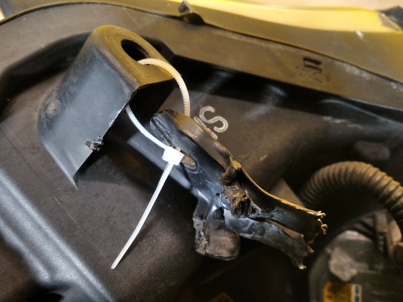 Фара правая IS250/350 13-20