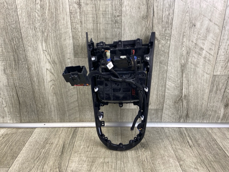 Накладка в салоне FORTE BD 18-21 2019 2.0 Накладка в салоне FORTE BD 18-21 2019 2.0