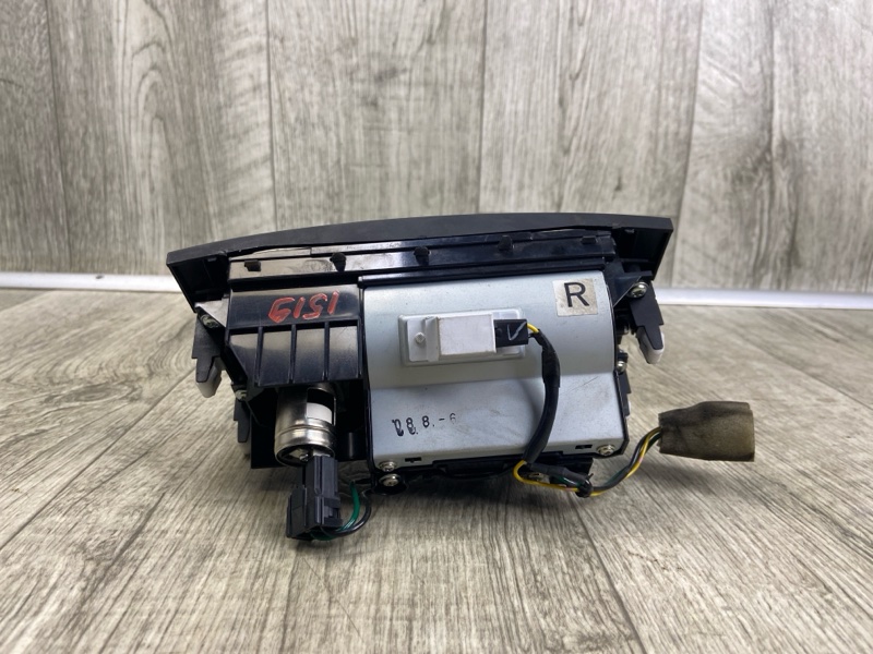 Пепельница FX/QX70 S51 08-17 2008 5.0 VK50VE Пепельница FX/QX70 S51 08-17 2008 5.0 VK50VE