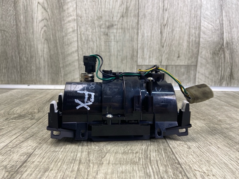 Пепельница INFINITI FX/QX70 S51 08-17 5.0 VK50VE Пепельница INFINITI FX/QX70 S51 08-17 5.0 VK50VE