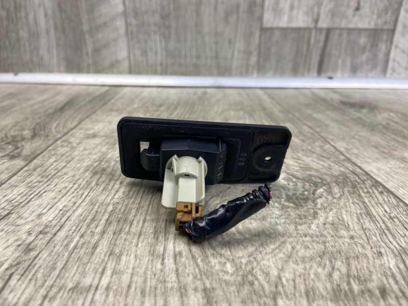 Подсветка номера FX/QX70 S51 08-17 2008 5.0 VK50VE