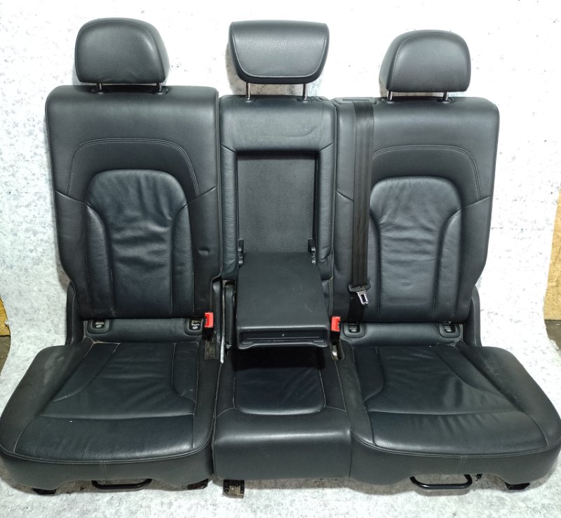 Сиденья комплект задняя AUDI Q5 08-16 2015 8R CPMB 2.0 TFSI 8R0 885 503 R Б/У