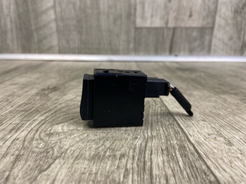 Кнопка открывания бензобака LEXUS RX350/450 09-15 2GR-FXE 3.5L