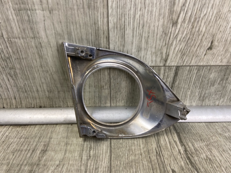 Накладка противотуманной фары правая ACCORD CU8 / TSX 08-14 2012 2.4L