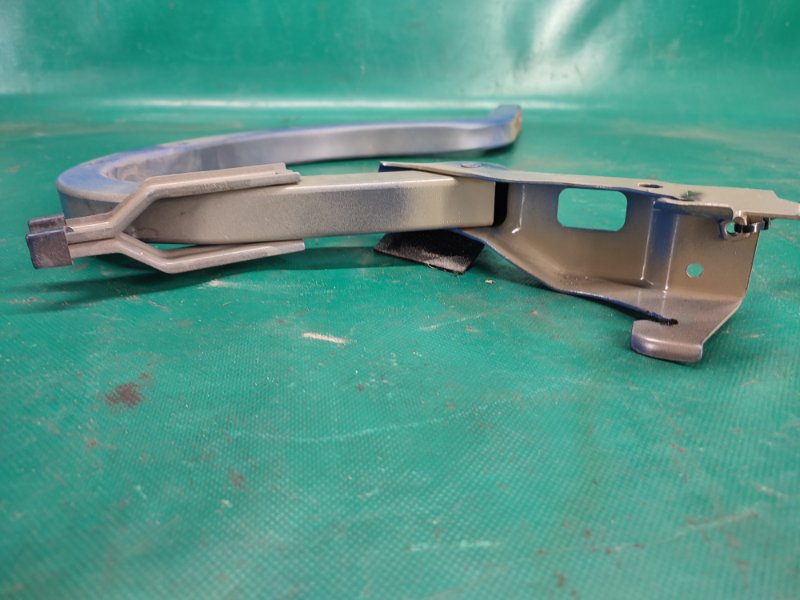 Петля крышки багажника задняя правая HYUNDAI ELANTRA AD 16- 2.0 G4NH