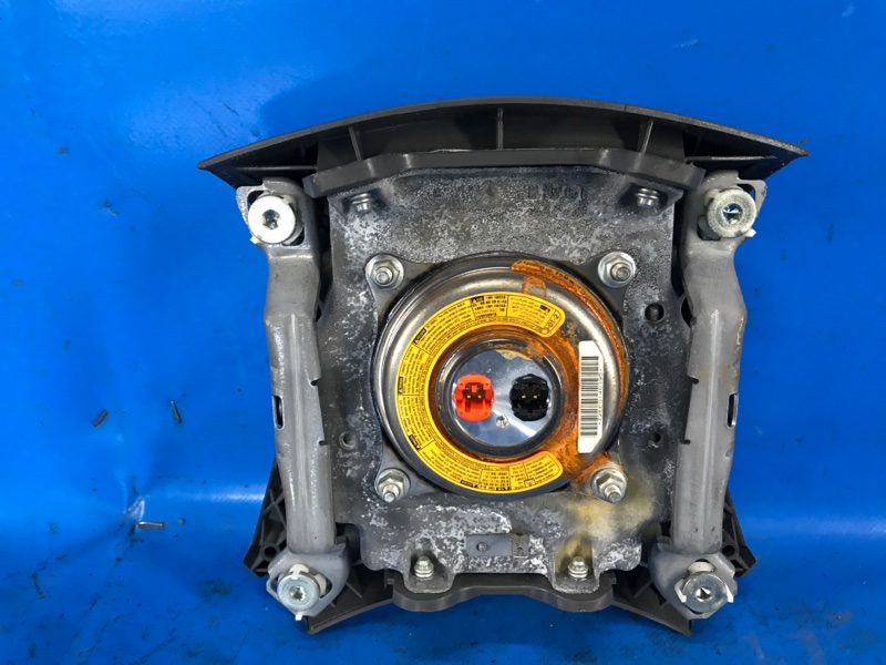 Подушка безопасности в руль CAMRY 40 06-11 2010 2.5 2ARFE