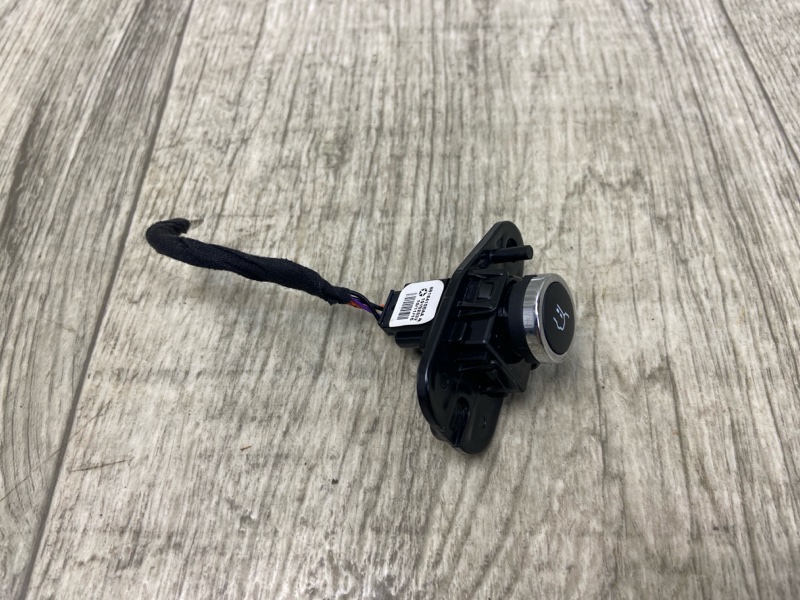 Кнопка открывания багажника внутренняя передняя JEEP CHEROKEE 14- 2016 2.4 ED8 68164105AA Б/У