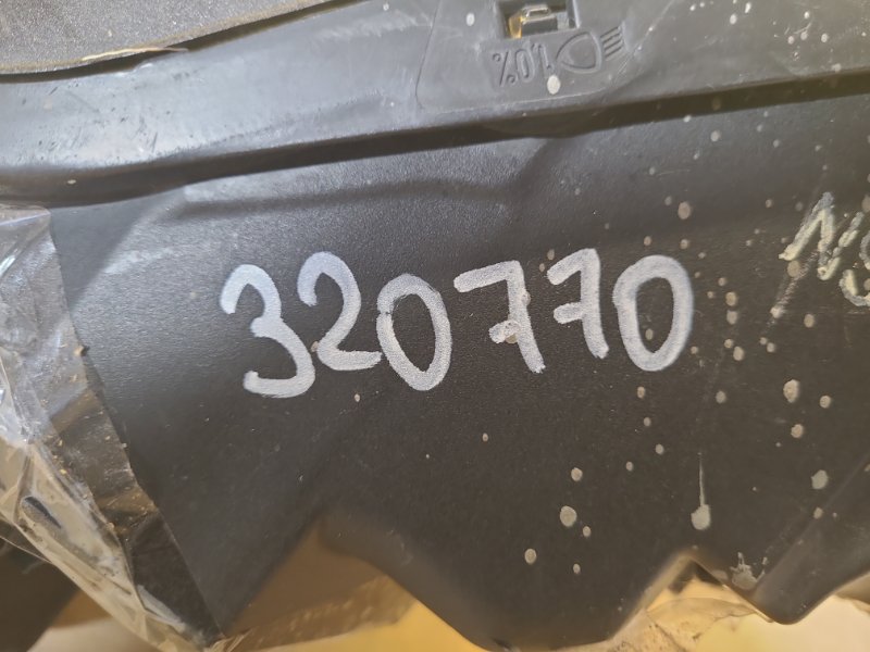 Фара левая IS250/350 13-20