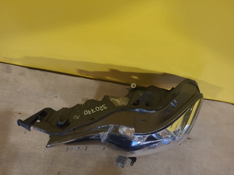 Фара левая IS250/350 13-20