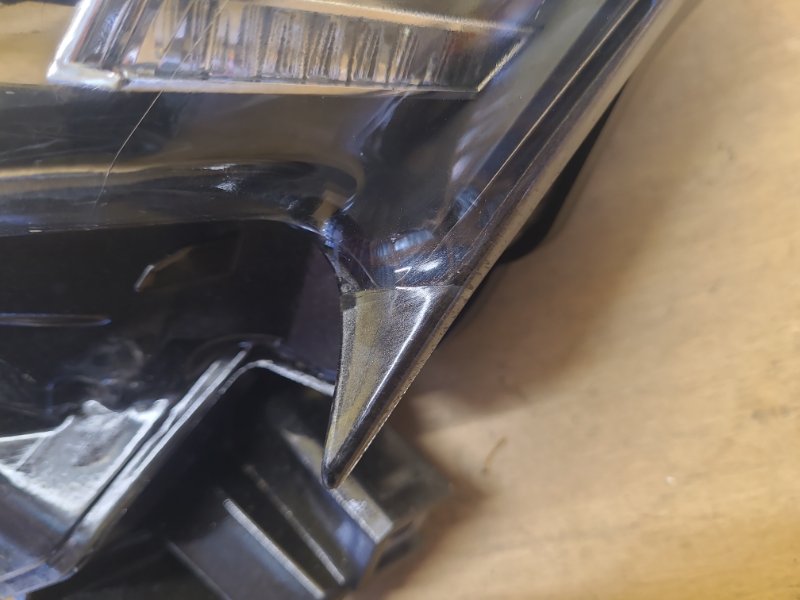 Фара левая IS250/350 13-20